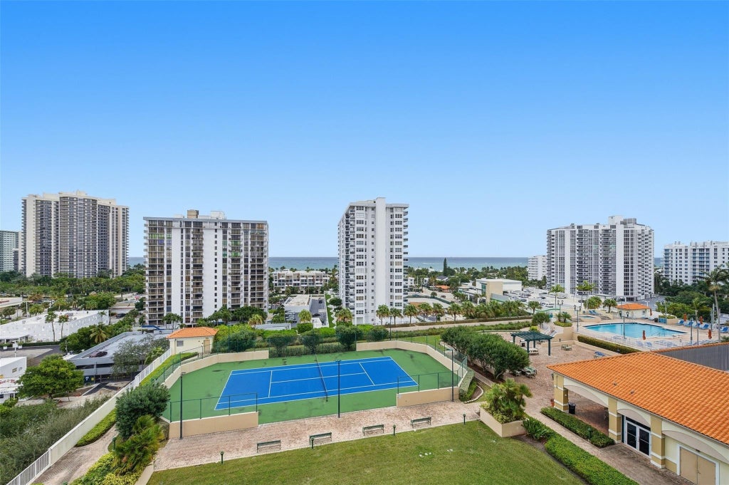 Photo of 3020 NE 32nd Avenue #1121, Fort Lauderdale, FL 33308 (MLS # F10554851)