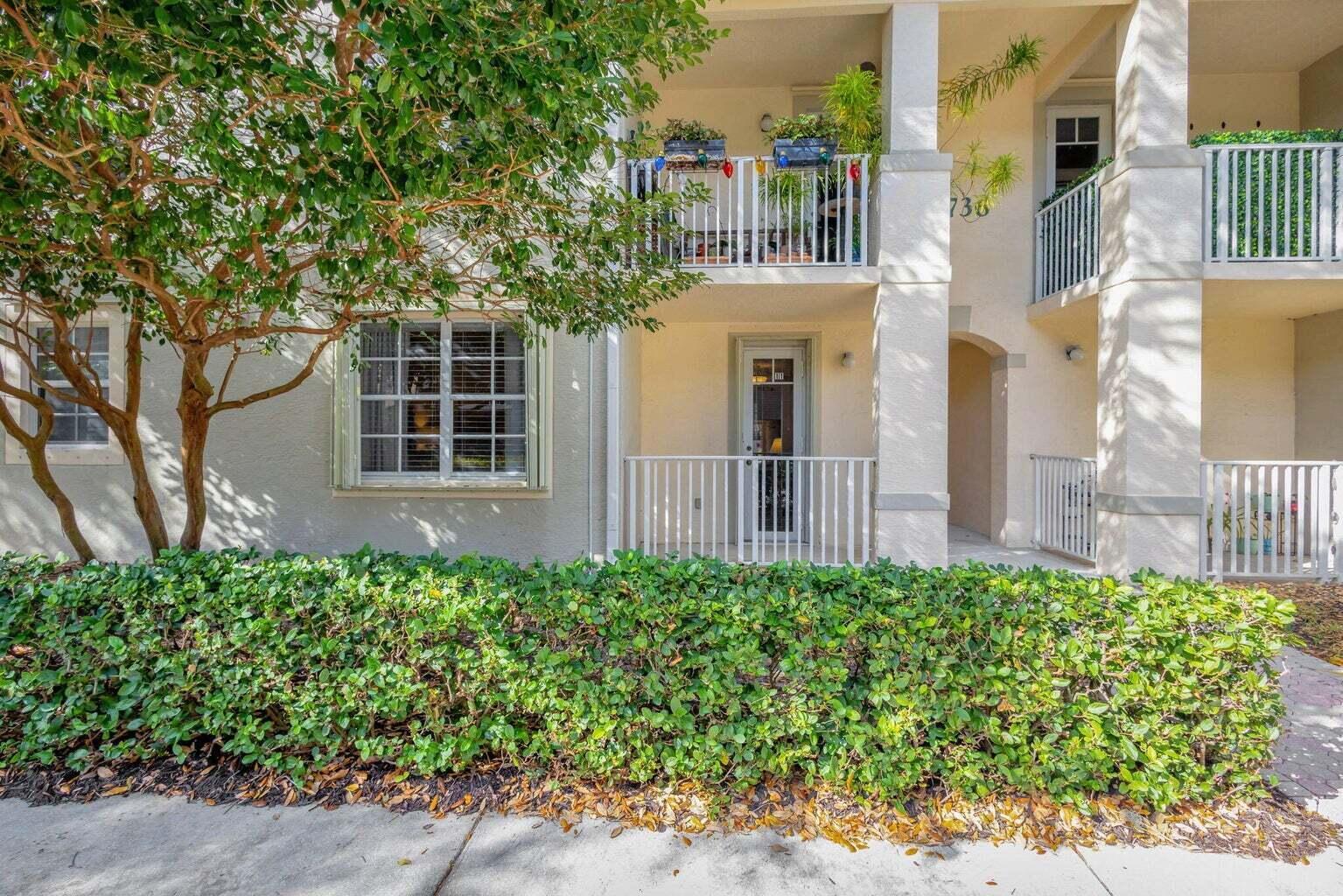 VILLAGE AT ABACOA CONDO - Residential Lease