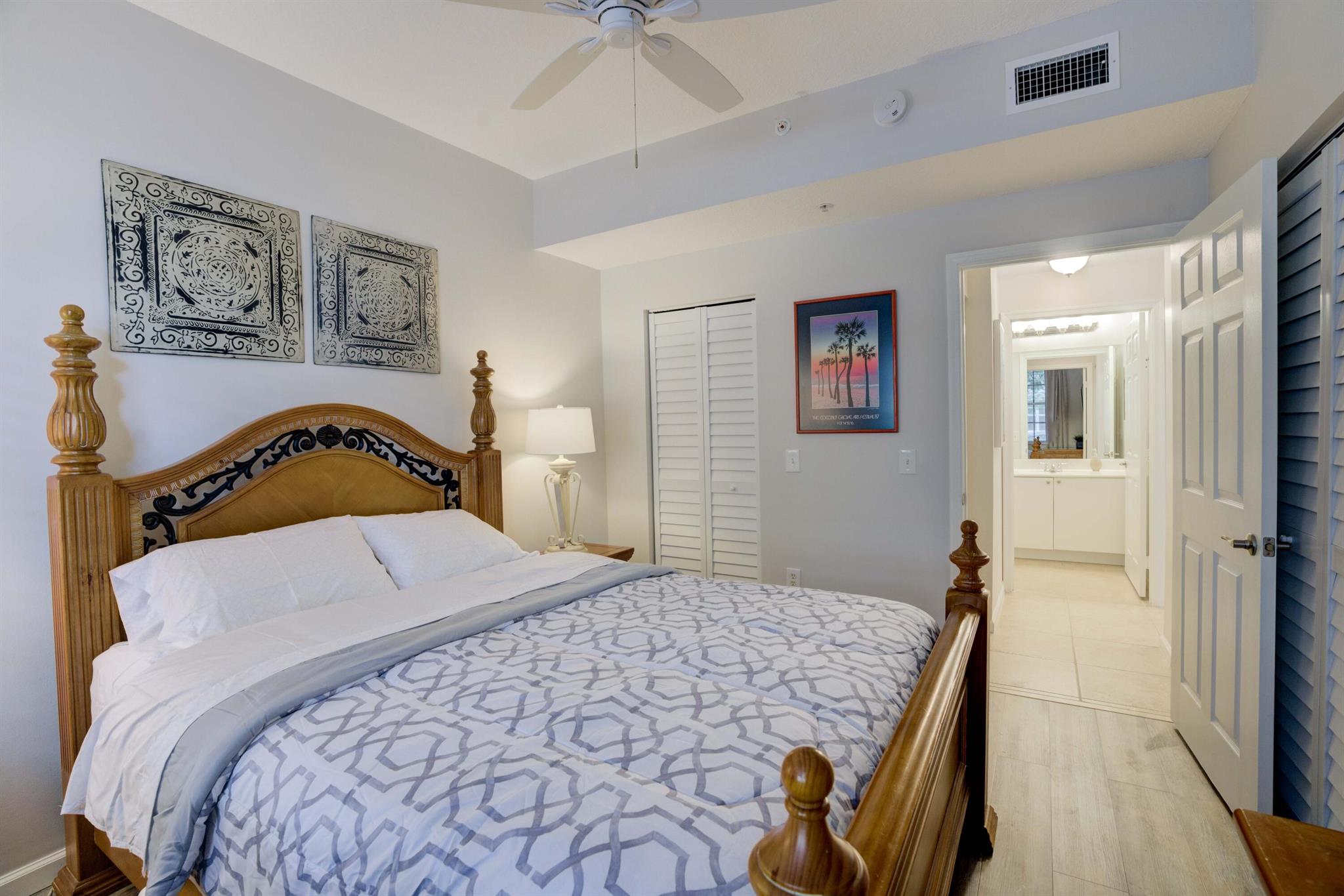 VILLAGE AT ABACOA CONDO - Residential Lease