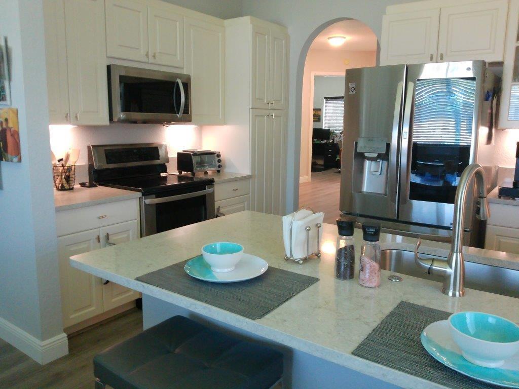 7952 Exeter Cir 201
