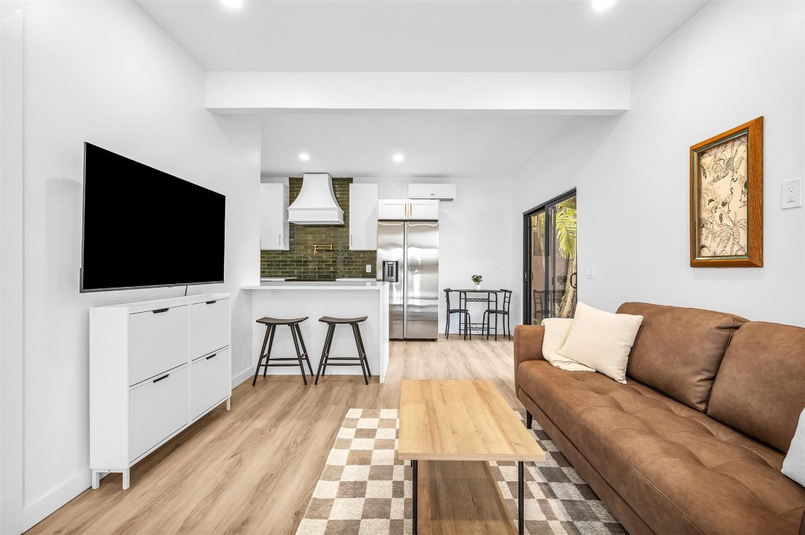 VICTORIA PARK - Residential