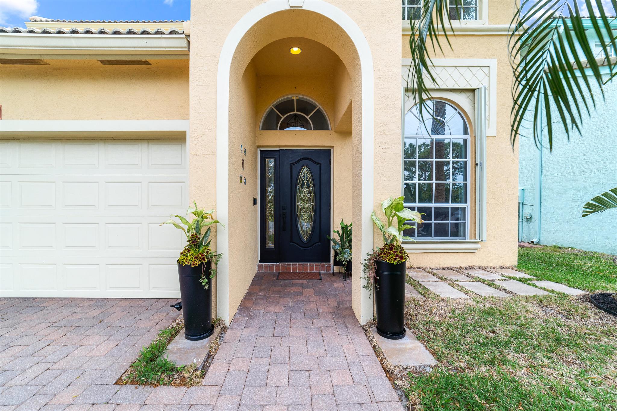 4015 NW Deer Oak Drive