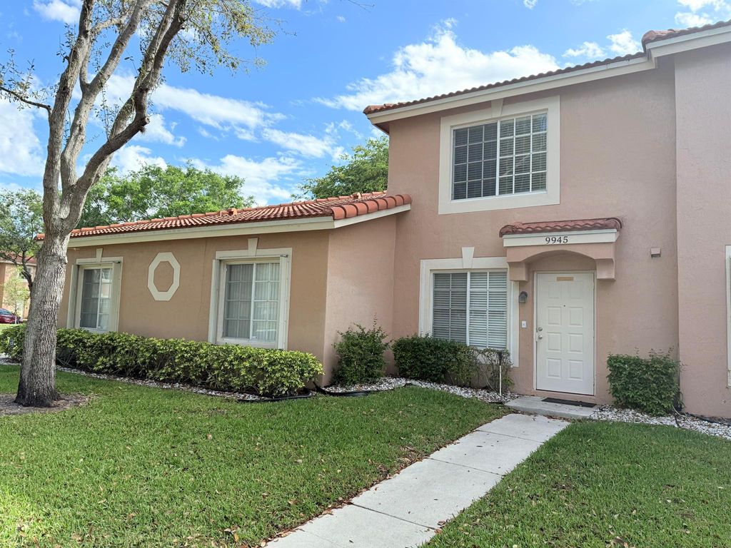 Photo of 9945 Kamena Circle, Boynton Beach, FL 33436 (MLS # R11065726)