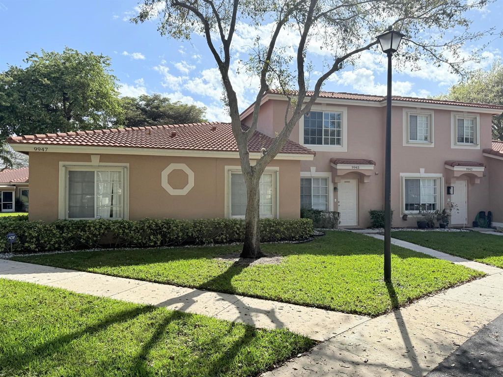 Photo of 9945 Kamena Circle, Boynton Beach, FL 33436 (MLS # R11065726)