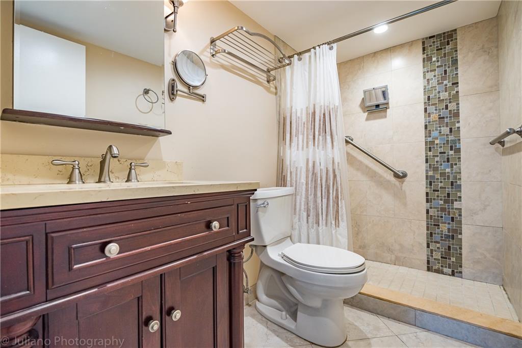 GARDEN AIRE VILLAGE - Residential