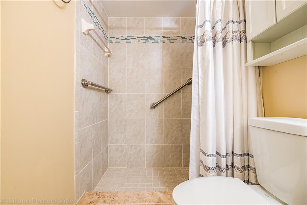 GARDEN AIRE VILLAGE - Residential