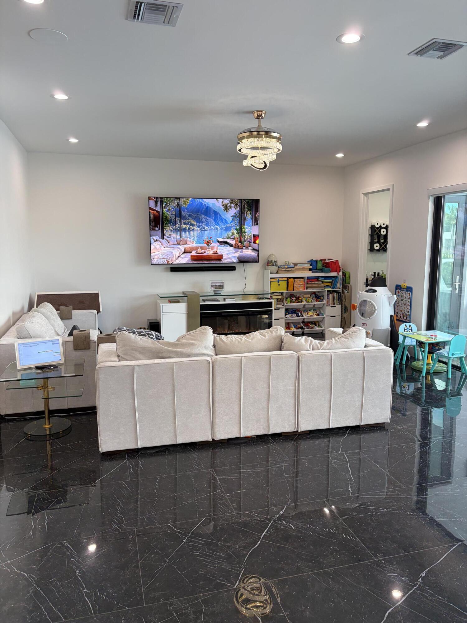 Boca Raton Golf Course Pu - Residential