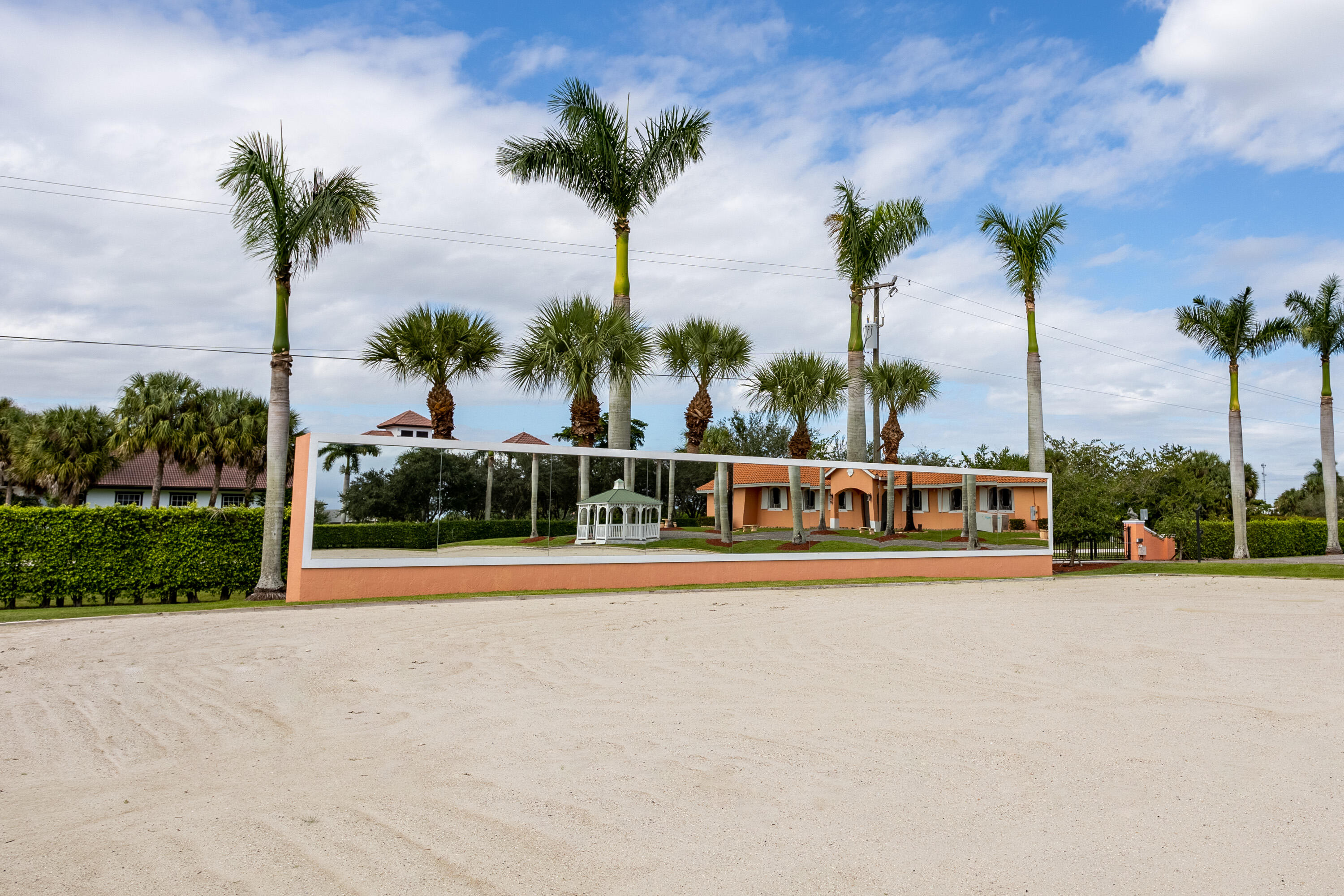 PALM BEACH POINT EAST - Residential Lease