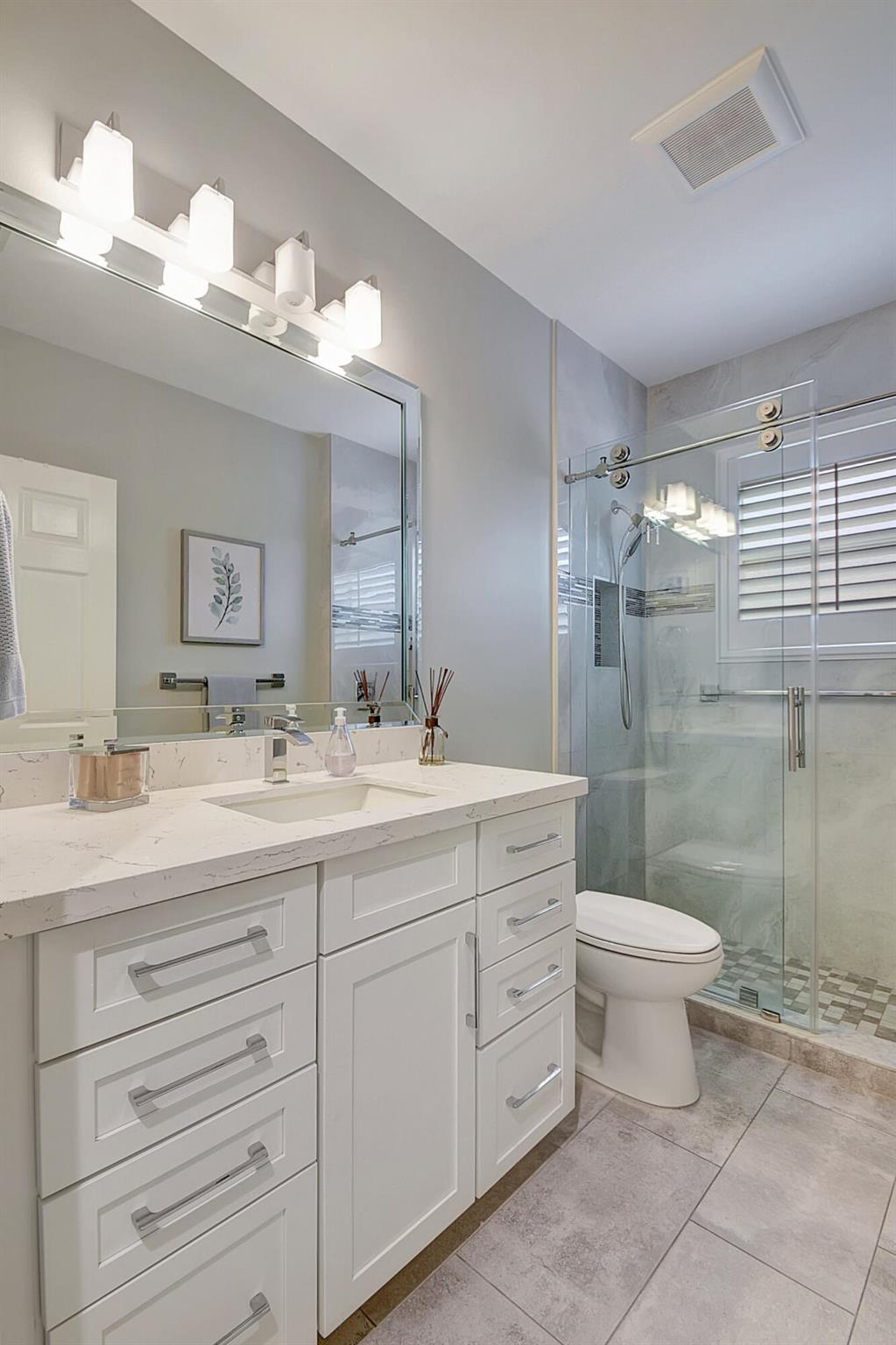 GROVE ISLE - Residential