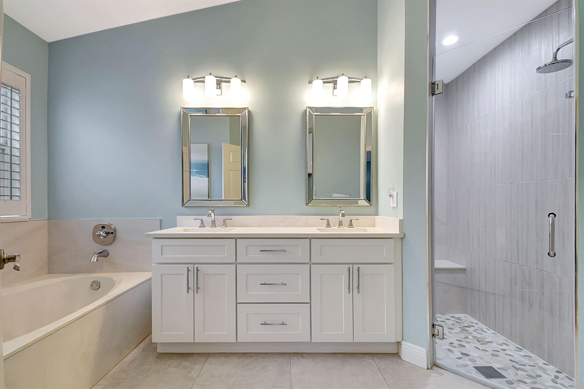 GROVE ISLE - Residential