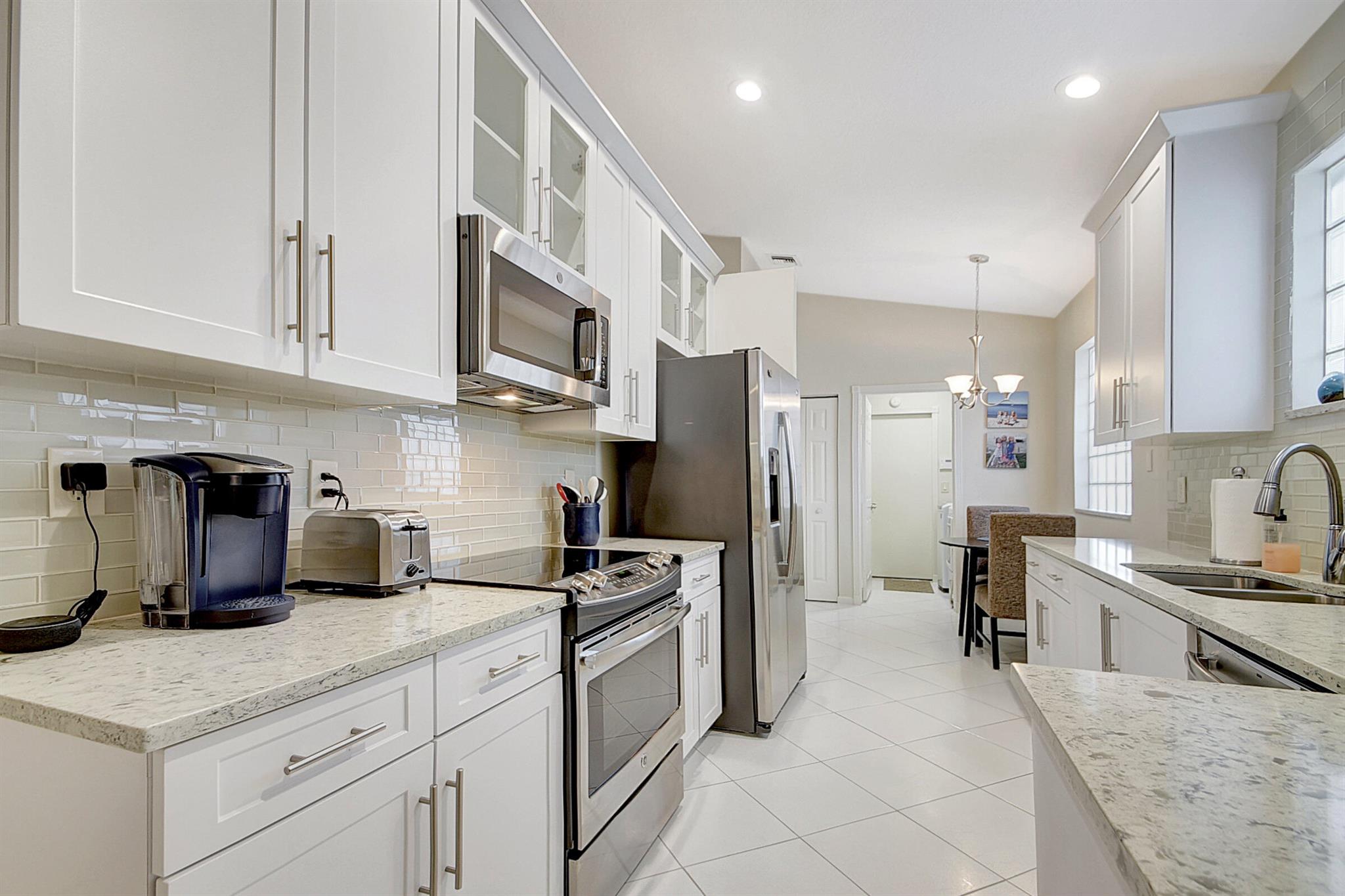 GROVE ISLE - Residential