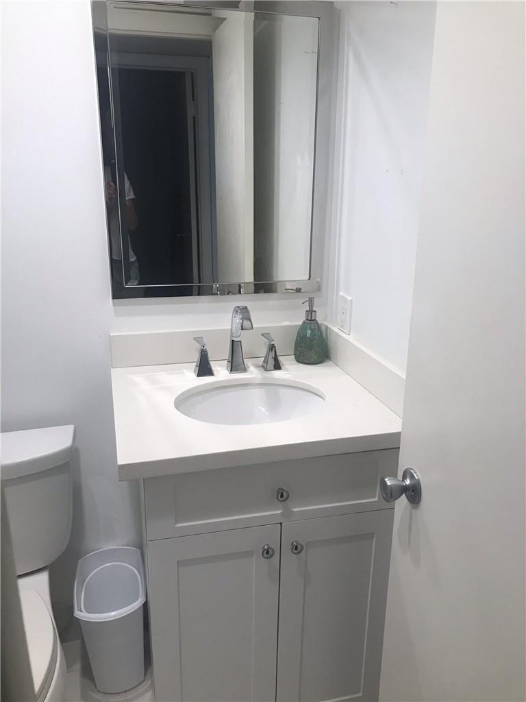 MANOR CLUB CONDO - Residential Lease
