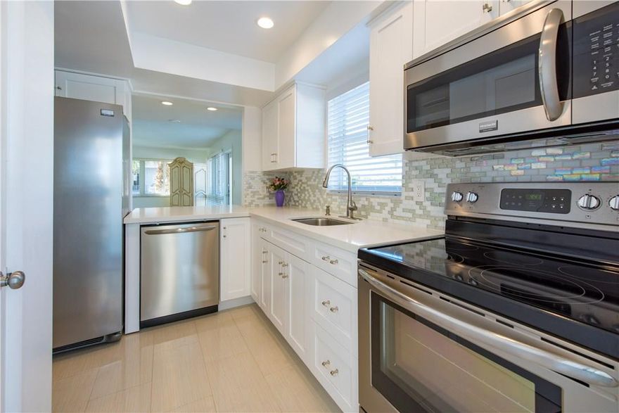 DON'T MISS YOUR CHANCE TO RENT A PIECE OF PARADISE! THIS BEAUTIFUL 2/2 CORNER UNIT IS JUST STEPS AWAY FROM PRIVATE GATED BEACH ACCESS. TASTEFULLY UPDATED UNIT WITH A SPLIT FLOORPLAN AND PLENTY OF SPACE. BRING YOUR FAVORITE FLOATIE AND SNORKEL AND ENJOY YOUR DAYS RELAXING IN A TROPICAL PARADISE. WORLD CLASS SNORKELING RIGHT OFF THE BEACH! AMAZING SHOPPING, DINING, AND NOT LIFE AS WELL 1 MILE AWAY IN EITHER DIRECTION OFF OF A1A. FIRST, LAST, AND SECURITY REQUIRED.
