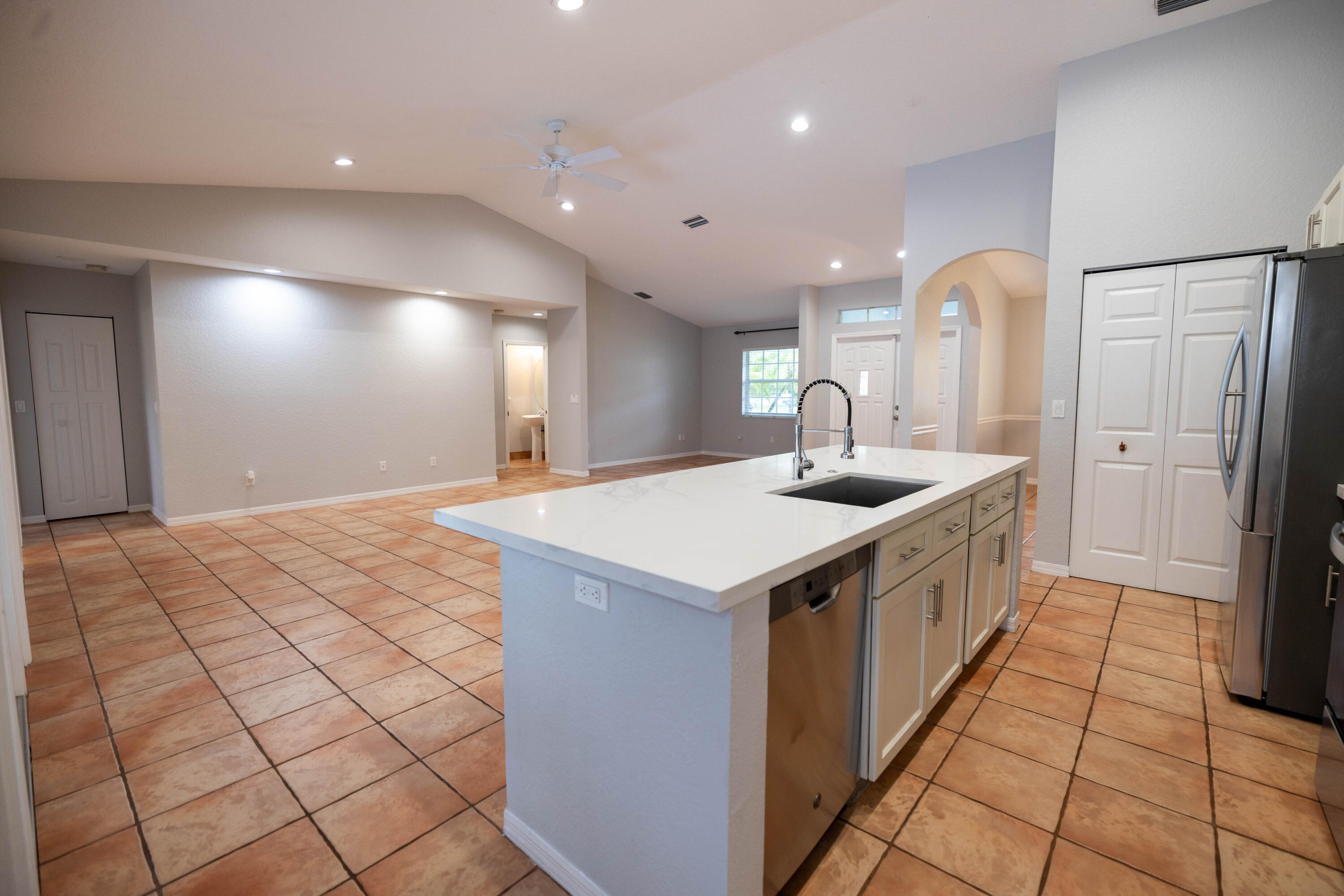 GREENVIEW SHORES 1 OF WELLINGTON - Residential Lease