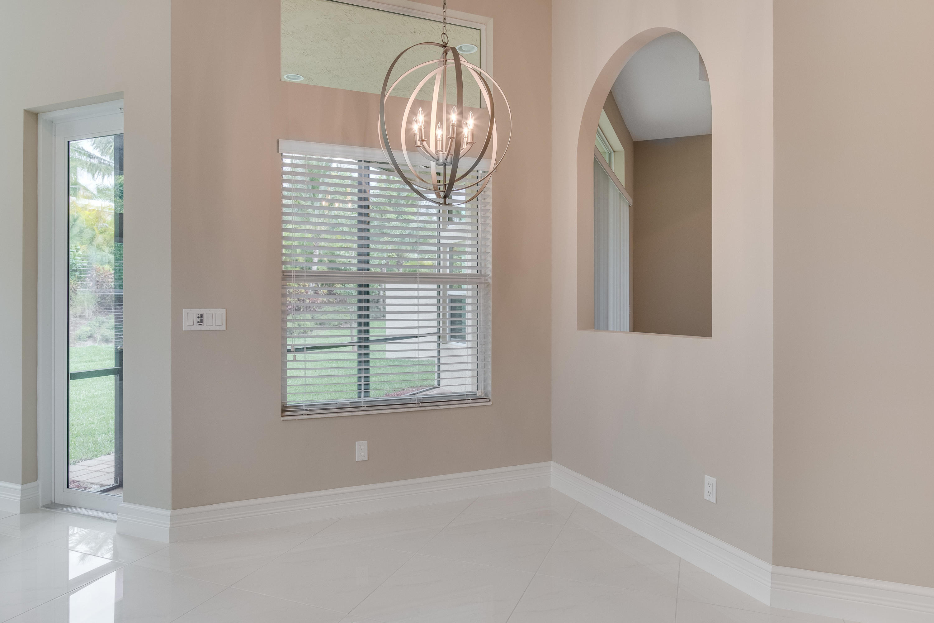 Valencia Cove - Residential