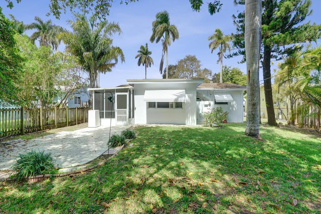 GARRISONS SUB - Residential