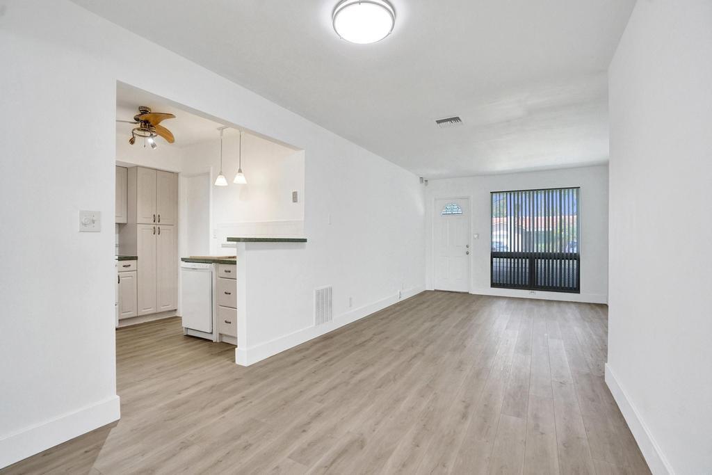 GARRISONS SUB - Residential