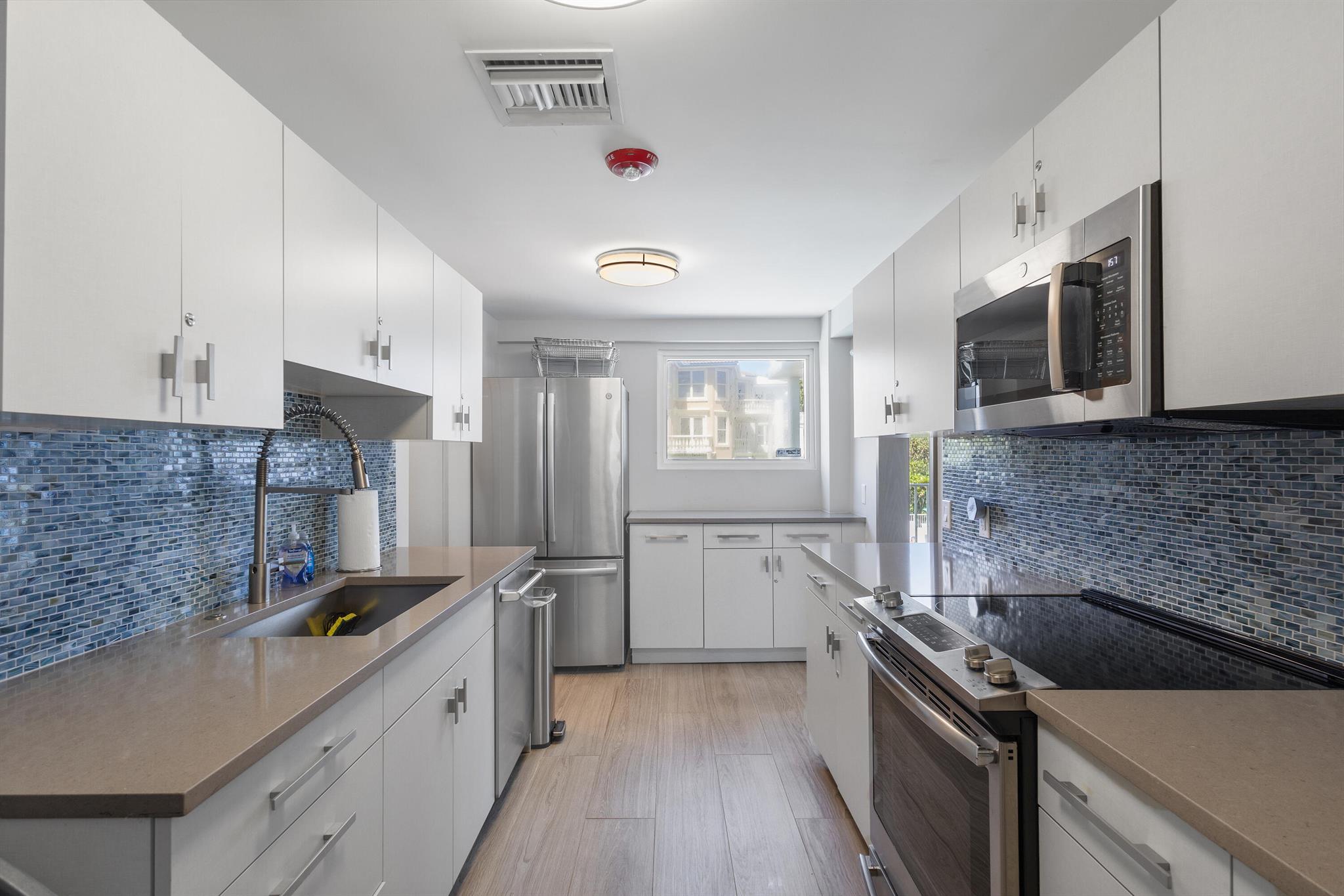 ABERDEEN ARMS CONDO - Residential Lease
