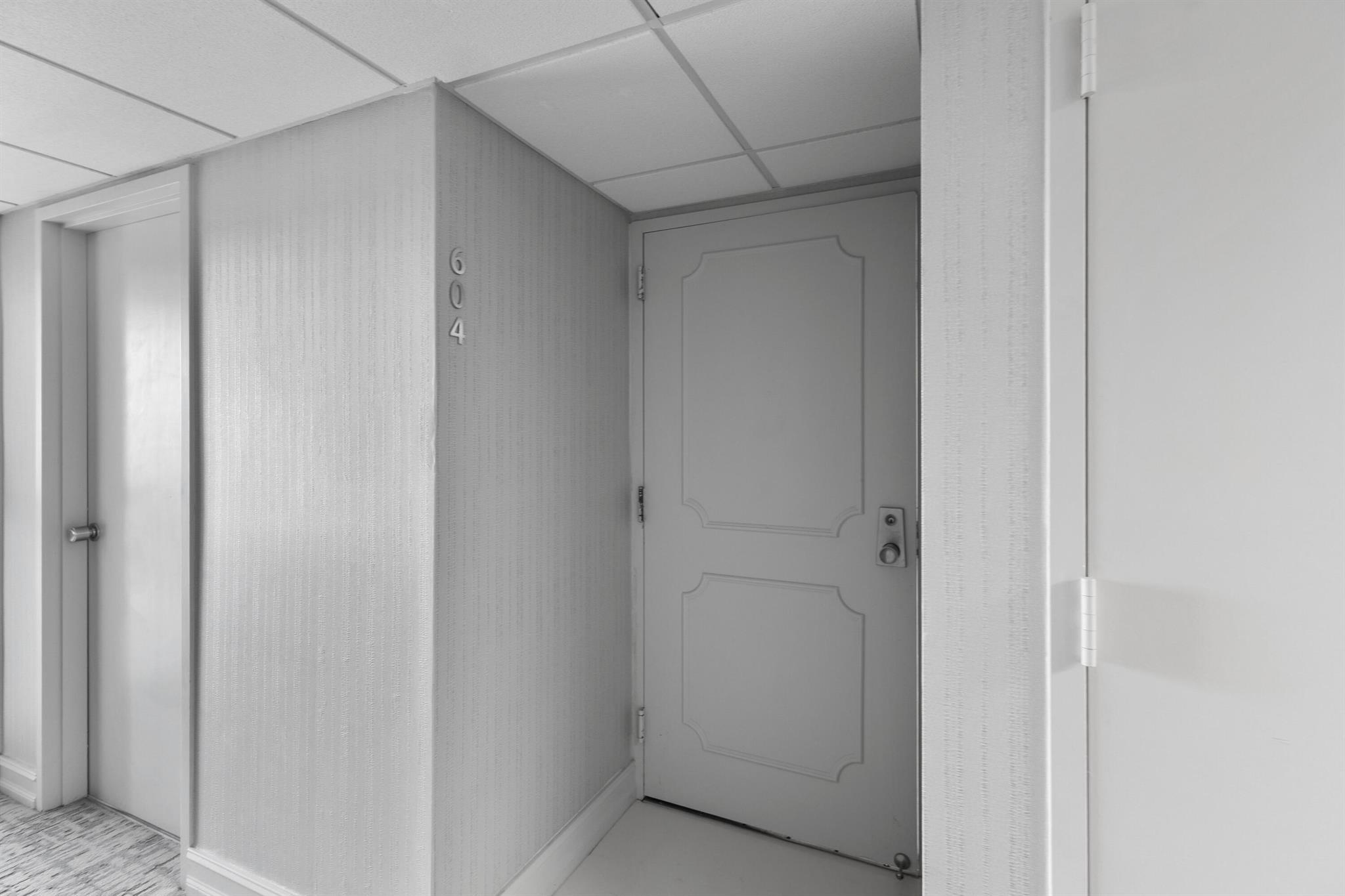 ABERDEEN ARMS CONDO - Residential Lease