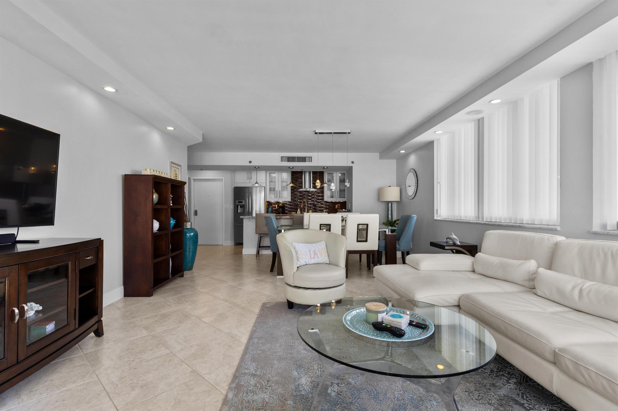 ABERDEEN ARMS CONDO - Residential Lease