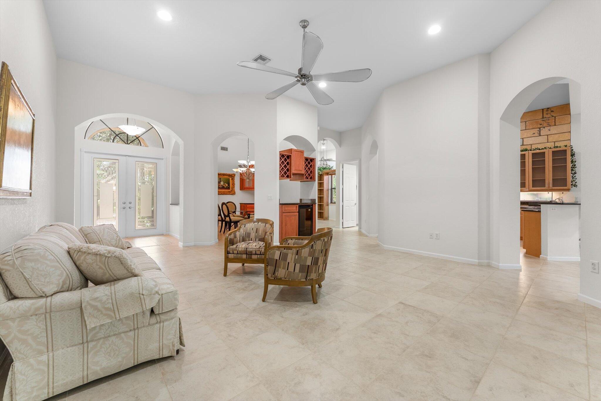11017 Via San Remo, Boynton Beach, FL, 33437/$675,000 3 11017 Via San Remo