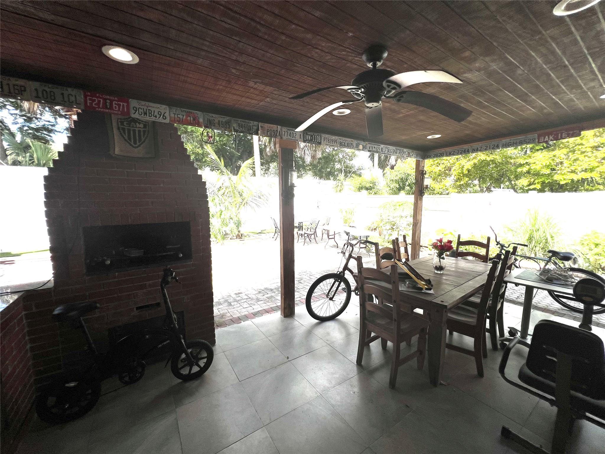 WEST DEERFIELD BEACH - Residential Lease