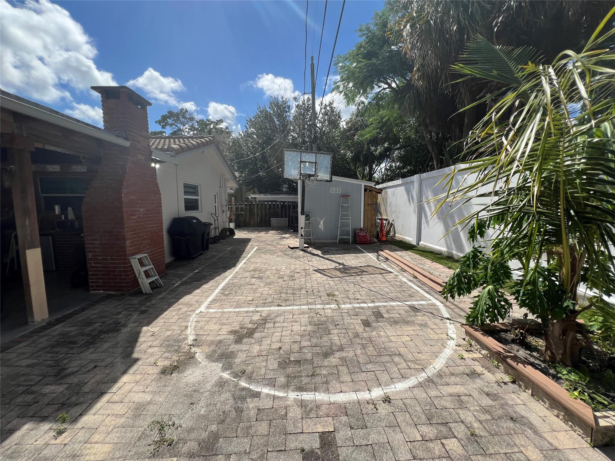 WEST DEERFIELD BEACH - Residential Lease