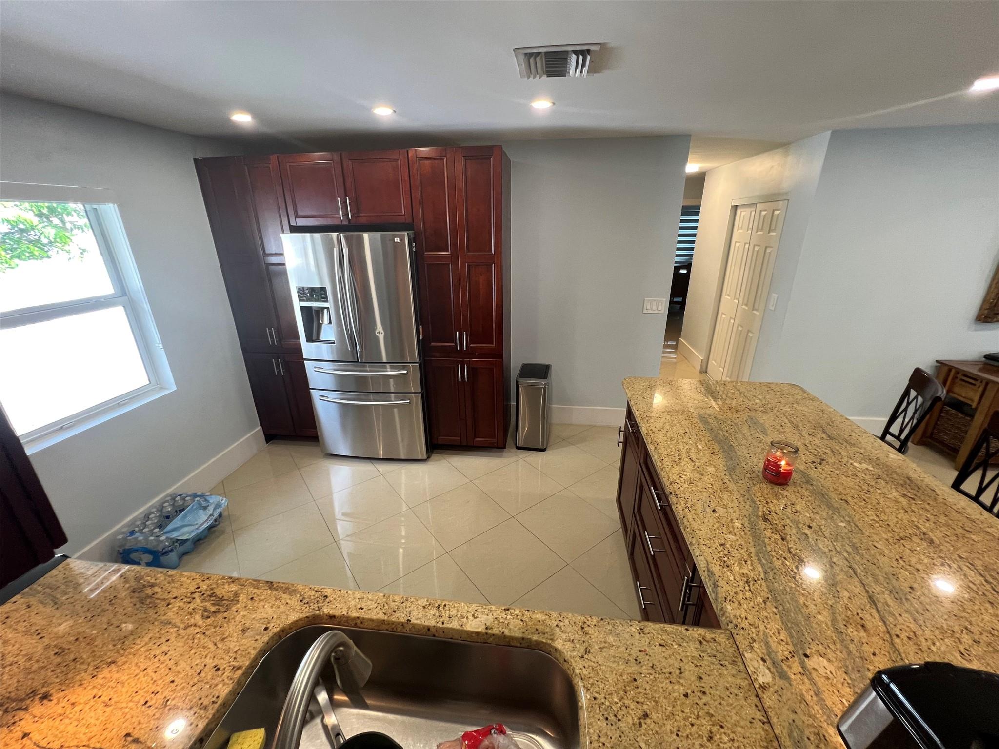 WEST DEERFIELD BEACH - Residential Lease