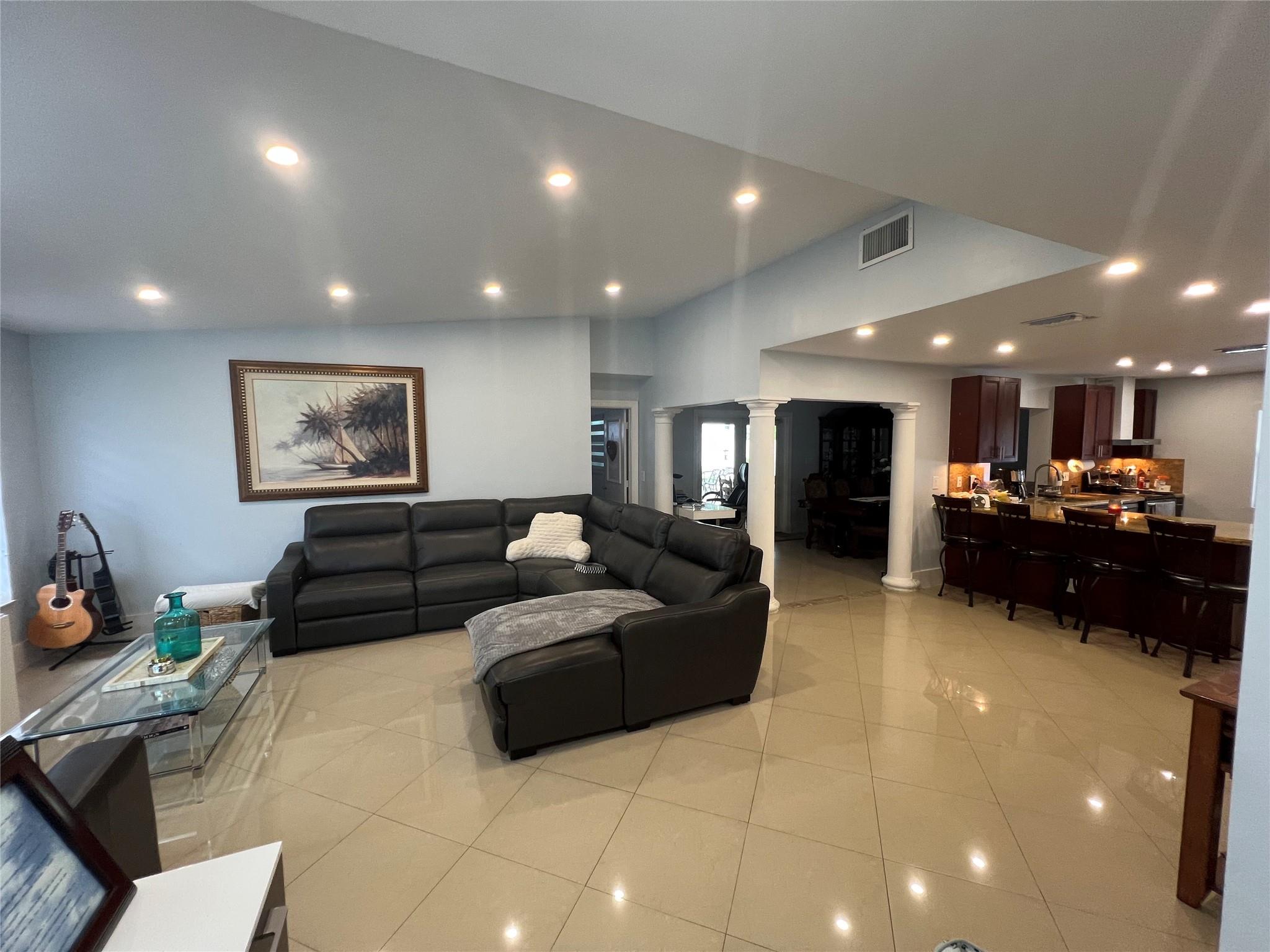 WEST DEERFIELD BEACH - Residential Lease