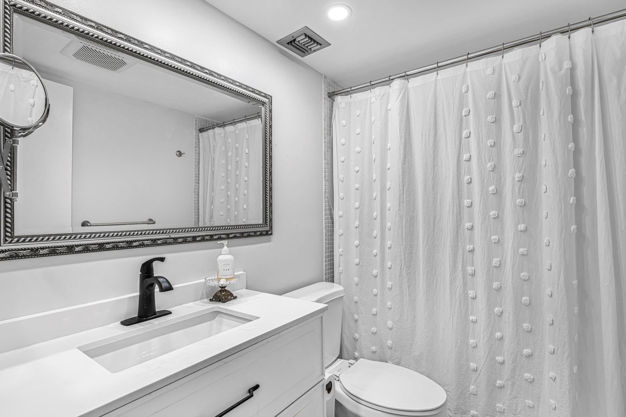 Cypress Chase Condo No5 - Residential Lease