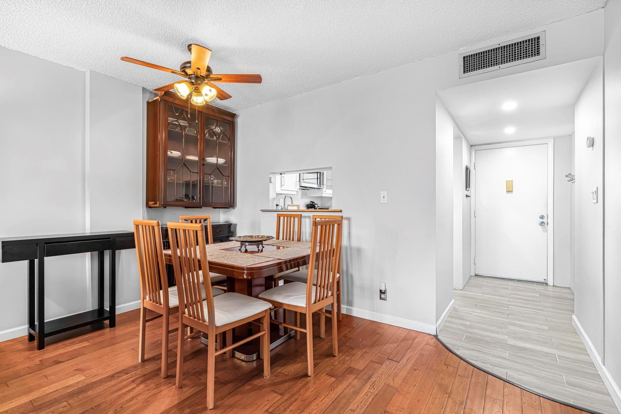 Cypress Chase Condo No5 - Residential Lease