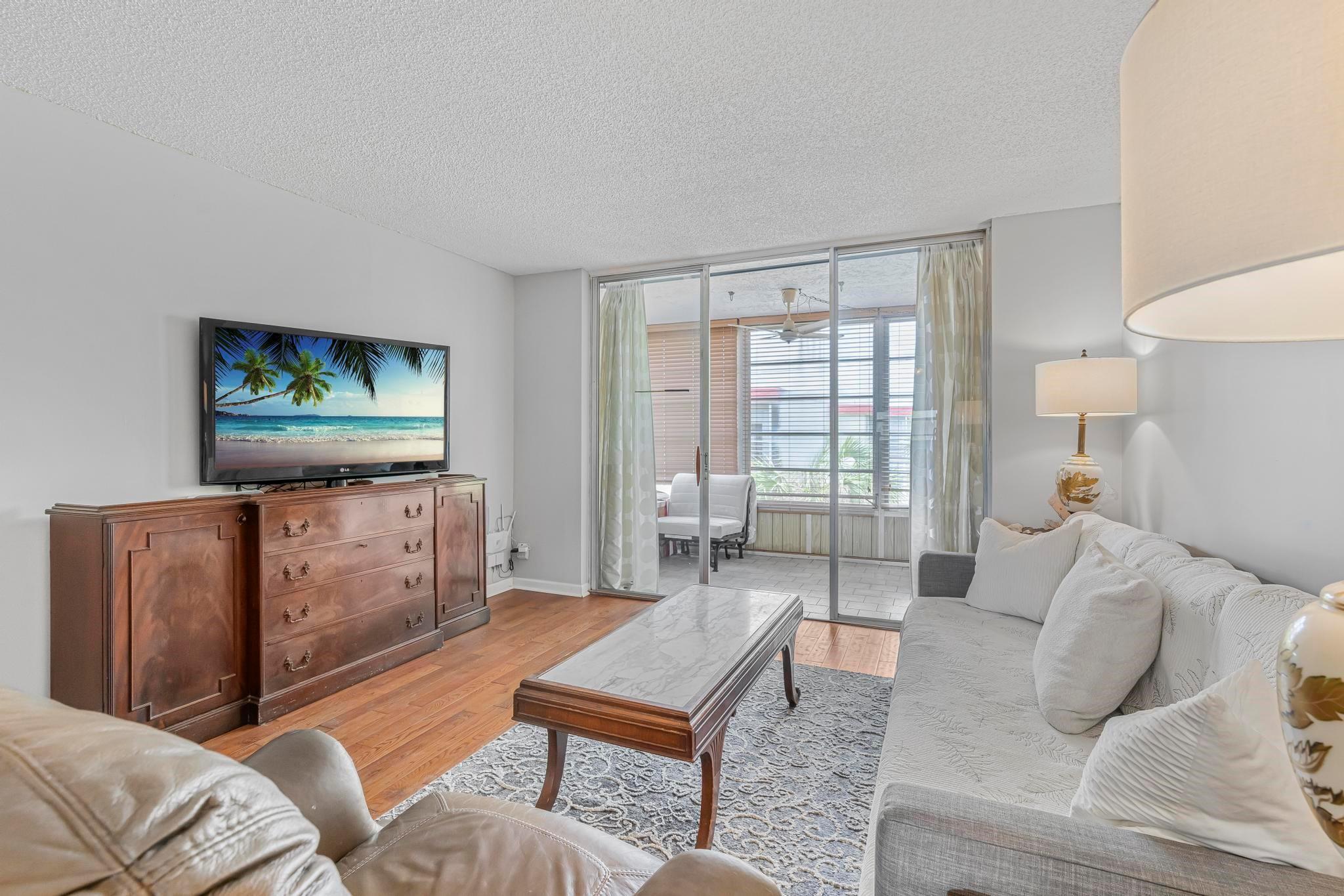 Cypress Chase Condo No5 - Residential Lease