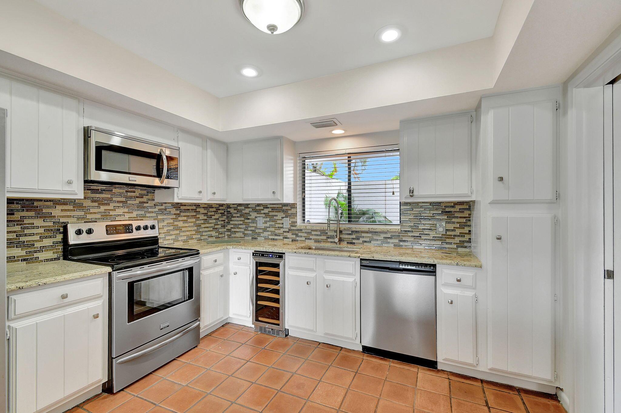 LANDS OF THE PRESIDENT CO - Residential