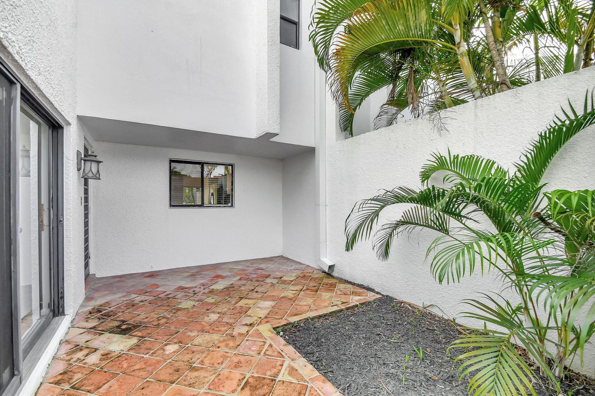 LANDS OF THE PRESIDENT CO - Residential