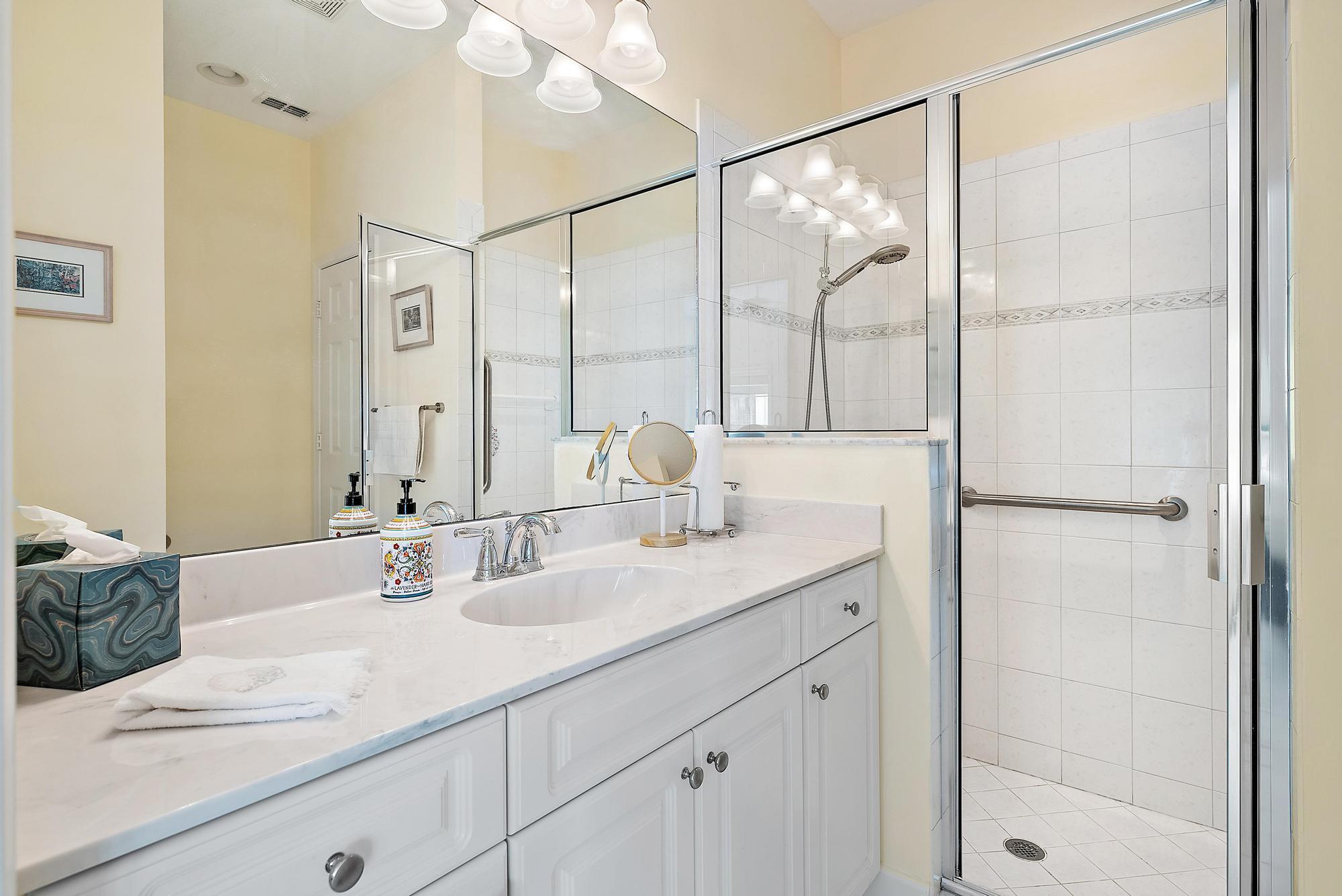 JUPITER RIVER ESTATES - Residential Lease