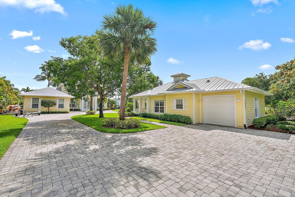 Photo of 19043 SE Jupiter River Drive #Cottage, Jupiter, FL 33458 (MLS # B26025569)