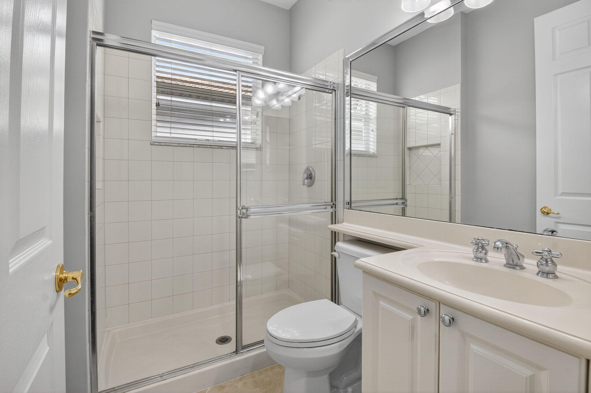 VALENCIA FALLS 3 - Residential