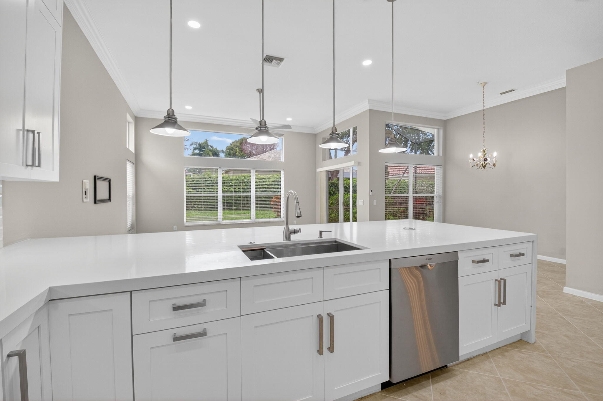 VALENCIA FALLS 3 - Residential