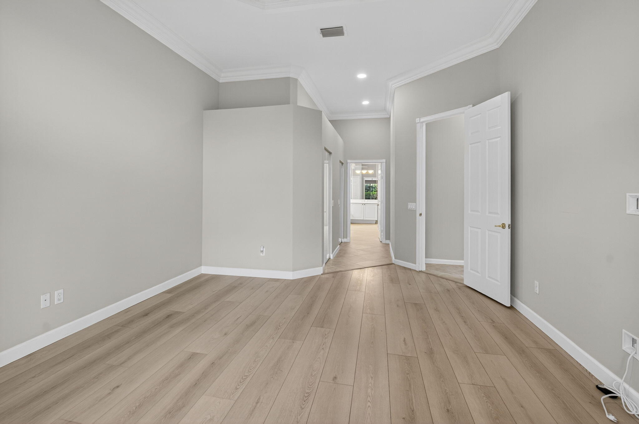 VALENCIA FALLS 3 - Residential