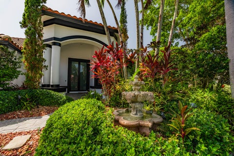 Photo of 7079 NW 67TH Terrace, Parkland, FL 33067 (MLS # B26051961)