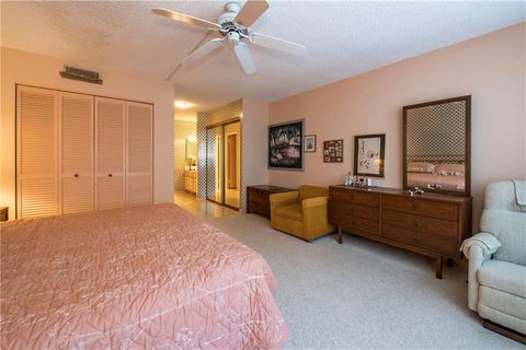 A home in Lauderdale By The Sea