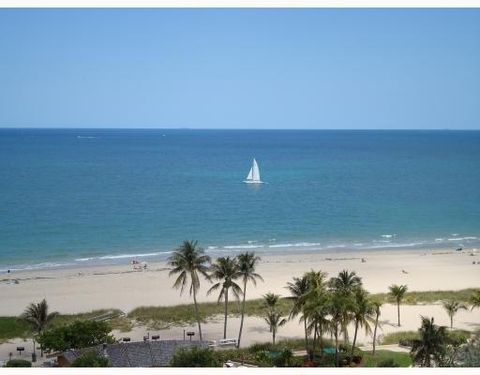 A home in Lauderdale By The Sea