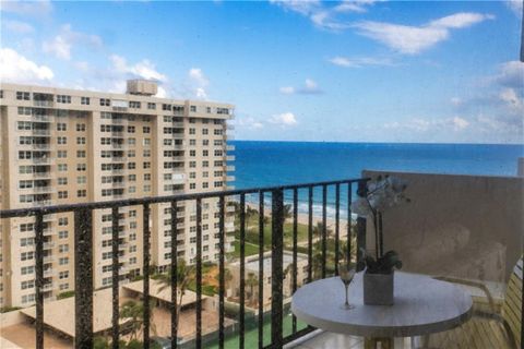 A home in Lauderdale By The Sea