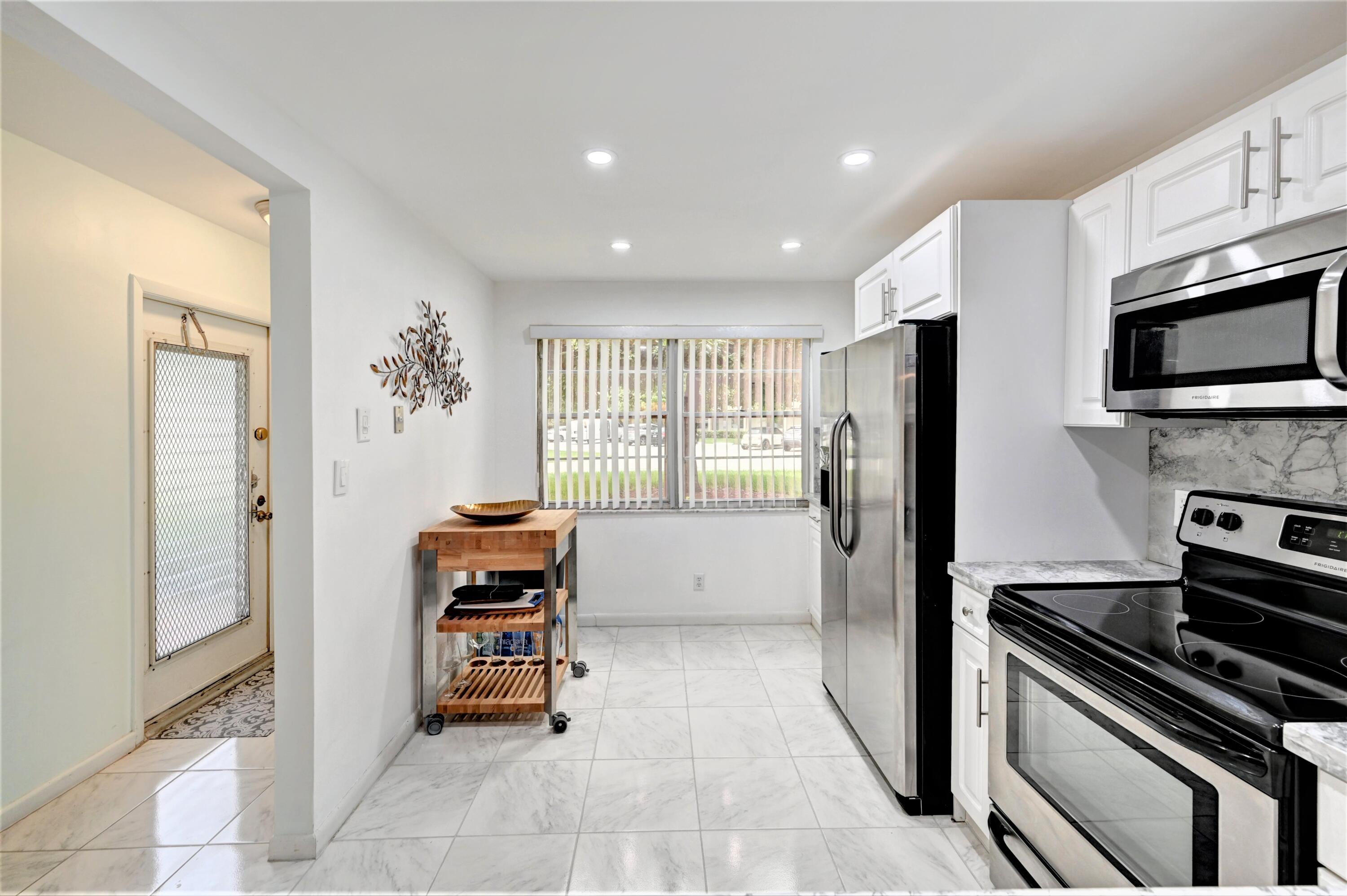 ANTIGUA VILLAGE I B CONDO - Residential