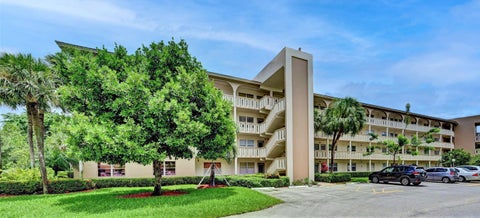 Tiny photo for 2504 Antigua Terrace #A1, Coconut Creek, FL 33066 (MLS # B26017329)
