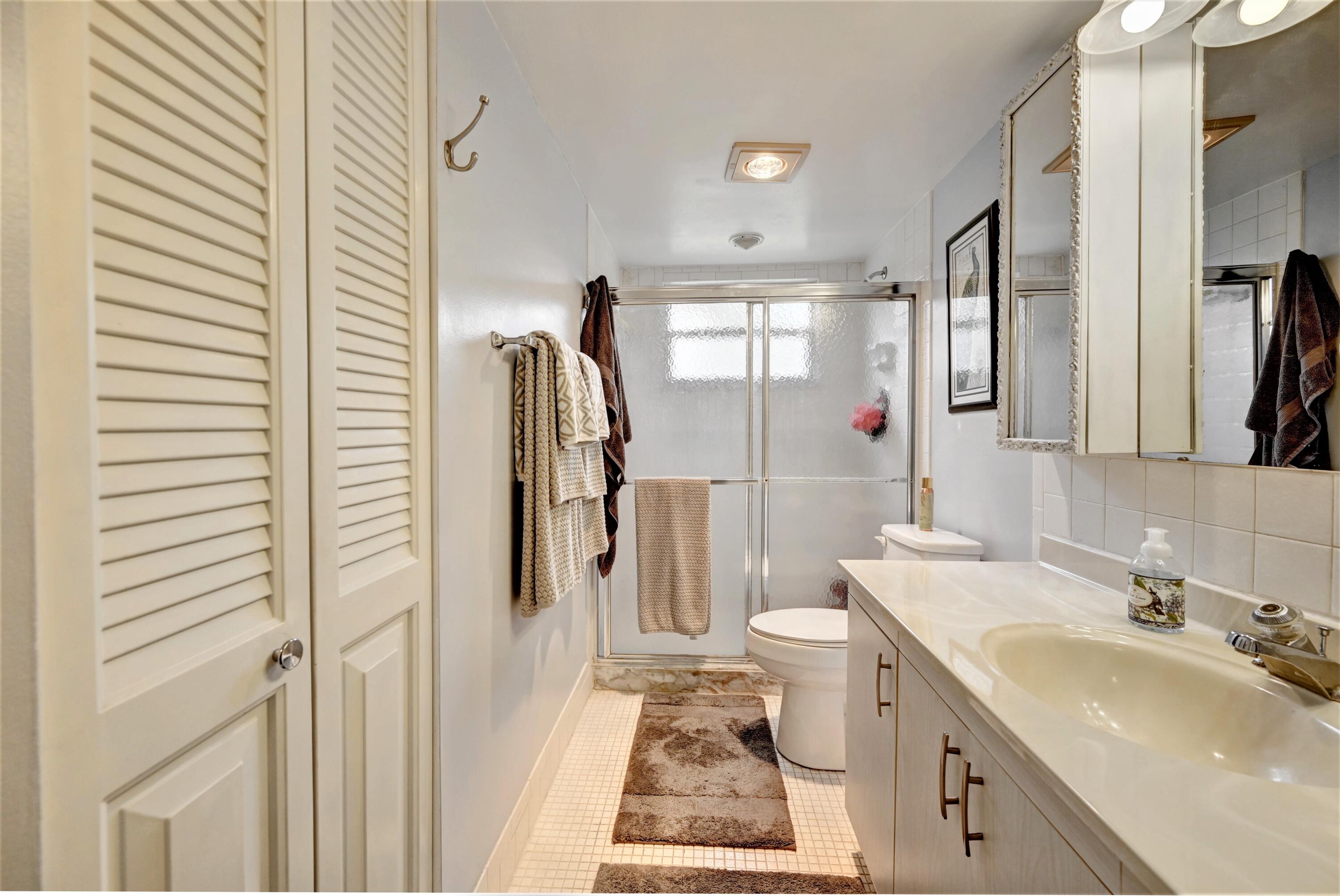 ANTIGUA VILLAGE I B CONDO - Residential