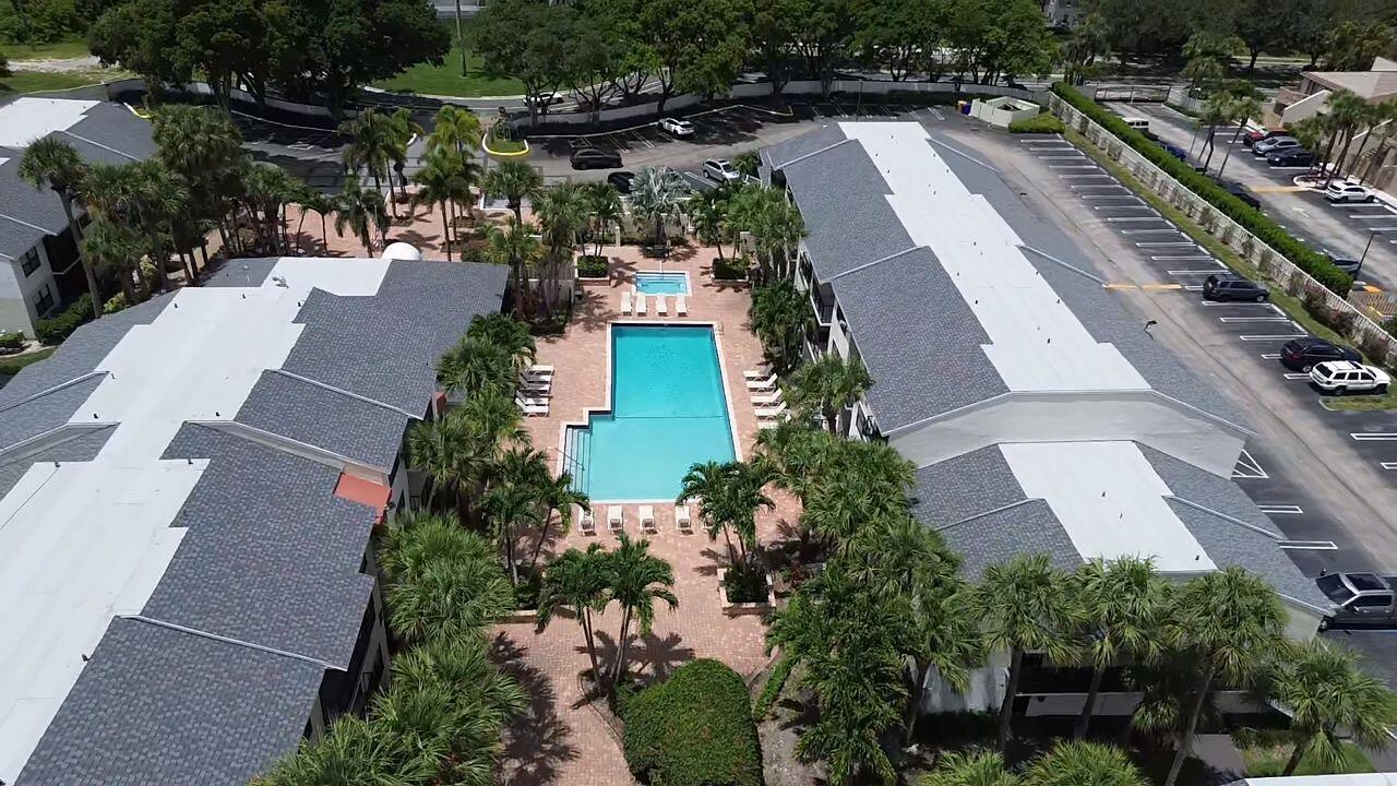 724 EXECUTIVE CENTER Drive 36