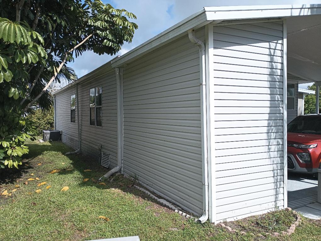 Tropical Isles - Residential