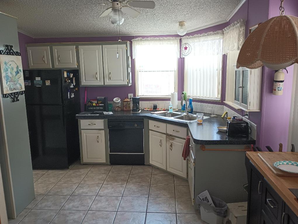 Tropical Isles - Residential