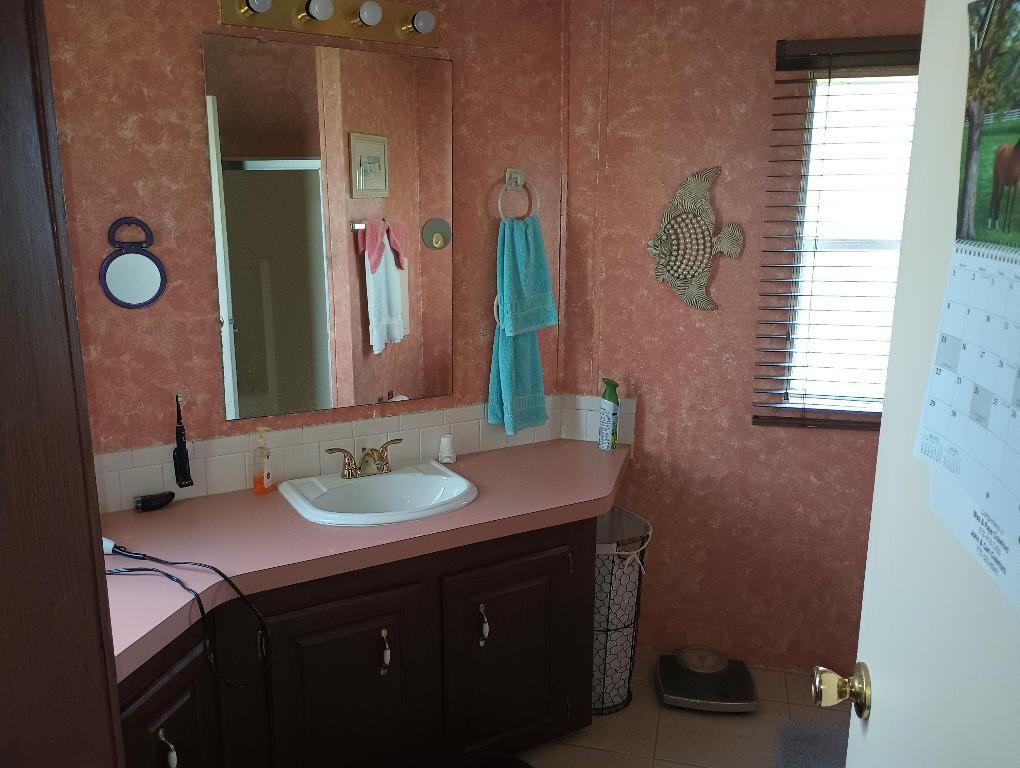 Tropical Isles - Residential